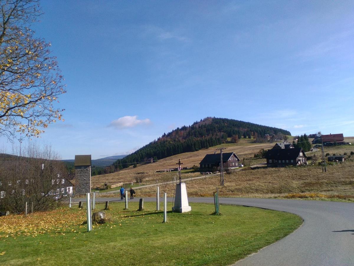 Sirovka Chalet